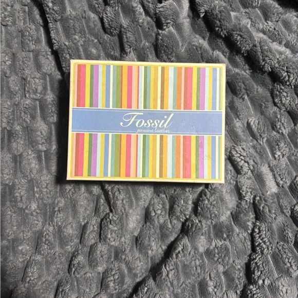 Fossil Multicolor Floral Wallet - Picture 3 of 4